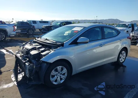 2016 Hyundai Elantra Se z USA, uszkodzony, nr VIN 5NPDH4AE8GH699449